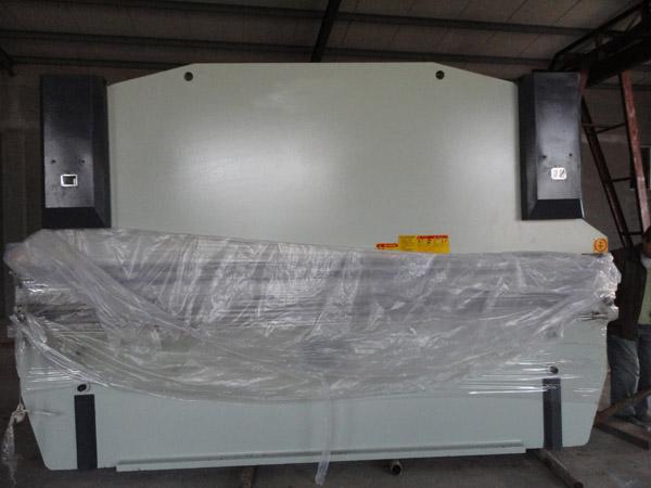 125T4米折弯机