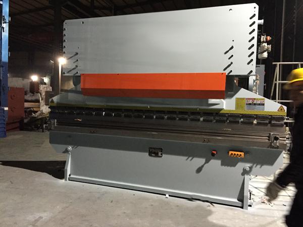 100T4000三缸折弯机